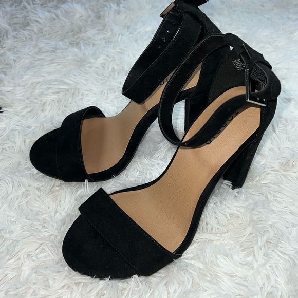 torrid Shoes - Torrid Strap Heels Cone Heel Size 8.5W Black